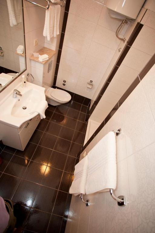 Apartments Villa Cizmic Baska Voda Room photo