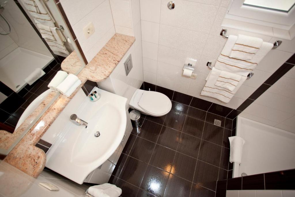 Apartments Villa Cizmic Baska Voda Room photo